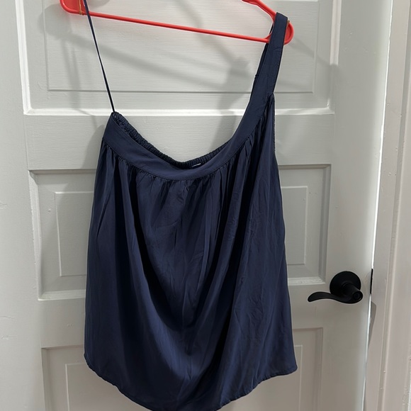 Old Navy Women’s One Shoulder Top - Picture 4 of 5